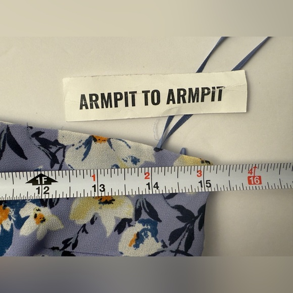 ASTR The Label Floral Shoulder Dress Ruffle Skirt Size Small - Picture 9 of 13